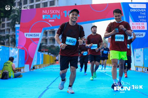 Race photo from Nu Skin Run 10K