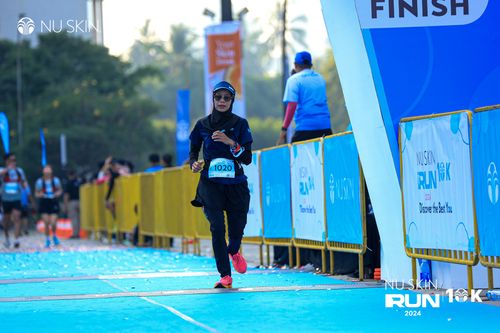 Race photo from Nu Skin Run 10K
