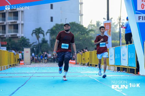 Race photo from Nu Skin Run 10K