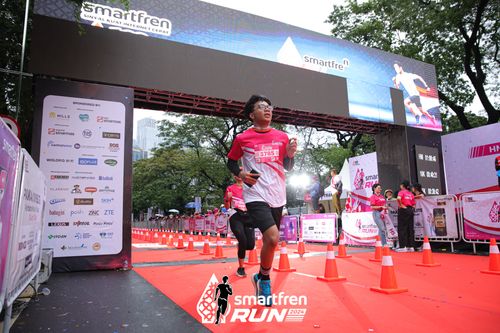 Race photo from Smartfren Run 2024