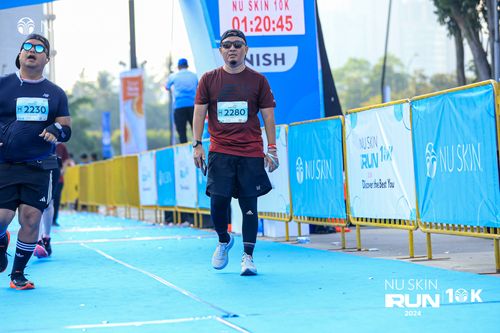 Race photo from Nu Skin Run 10K