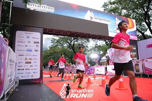 Race photo from Smartfren Run 2024