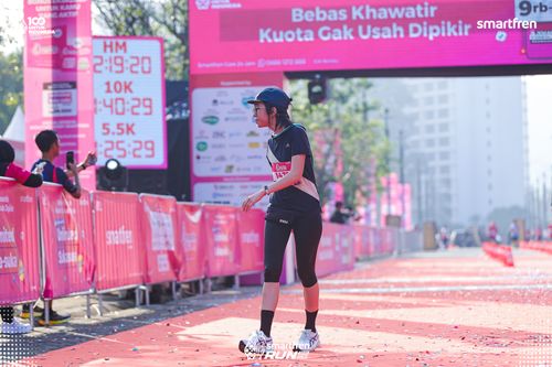 Race photo from Smartfren Run 2025 
