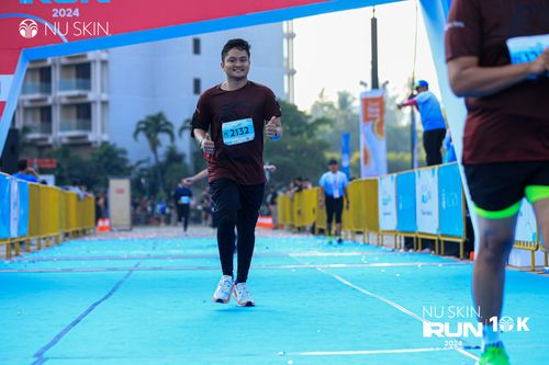 Race photo from Nu Skin Run 10K