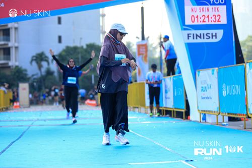 Race photo from Nu Skin Run 10K