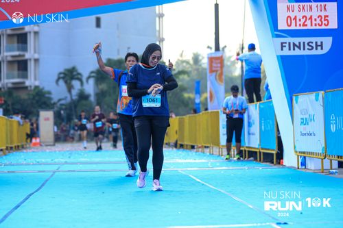 Race photo from Nu Skin Run 10K