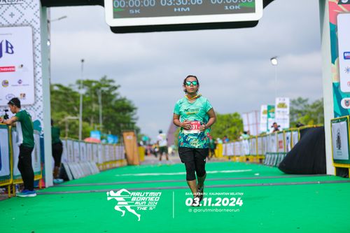 Race photo from Arutmin Borneo Run 2024