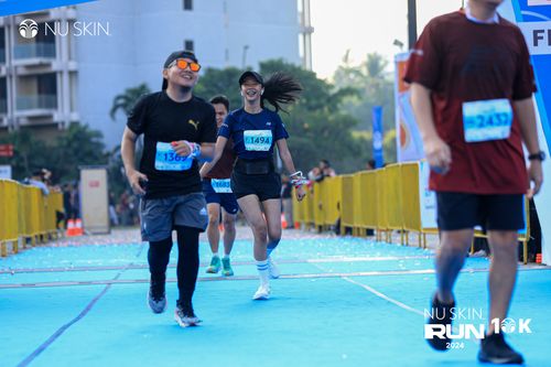 Race photo from Nu Skin Run 10K