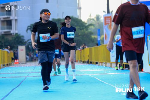 Race photo from Nu Skin Run 10K