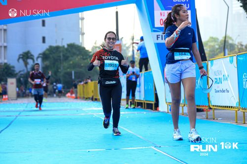 Race photo from Nu Skin Run 10K