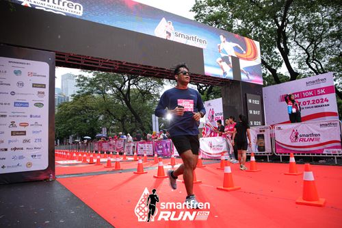 Race photo from Smartfren Run 2024