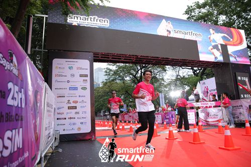 Race photo from Smartfren Run 2024