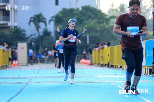 Race photo from Nu Skin Run 10K