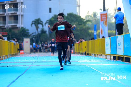 Race photo from Nu Skin Run 10K