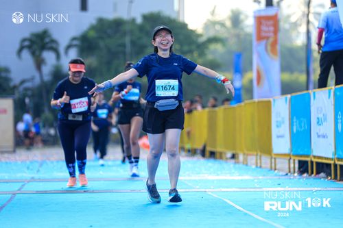 Race photo from Nu Skin Run 10K