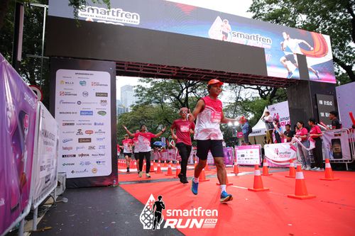 Race photo from Smartfren Run 2024