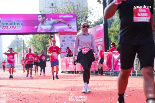 Race photo from Smartfren Run 2025 