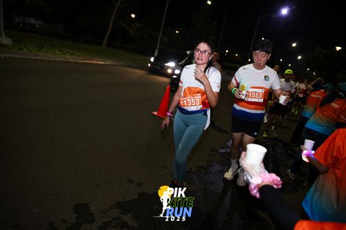 Race photo from PIK NITE RUN 2025