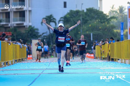 Race photo from Nu Skin Run 10K