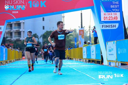 Race photo from Nu Skin Run 10K