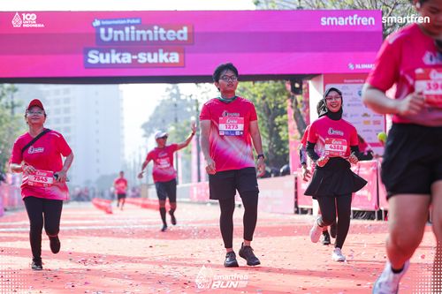Race photo from Smartfren Run 2025 