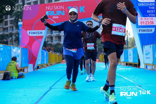 Race photo from Nu Skin Run 10K