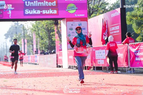 Race photo from Smartfren Run 2025 