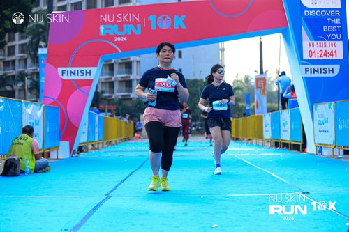 Race photo from Nu Skin Run 10K