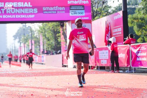 Race photo from Smartfren Run 2025 