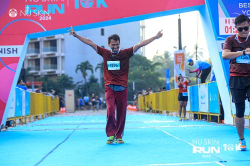 Race photo from Nu Skin Run 10K