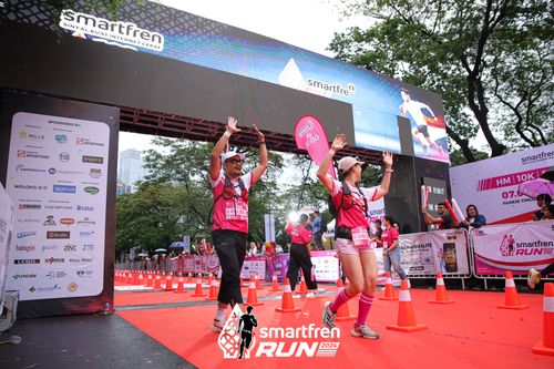 Race photo from Smartfren Run 2024