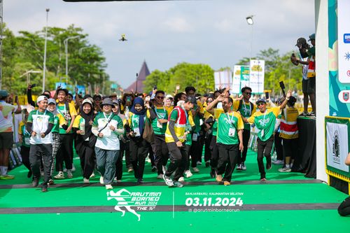 Race photo from Arutmin Borneo Run 2024