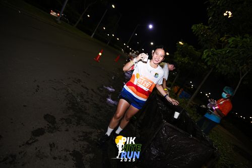Race photo from PIK NITE RUN 2025