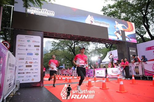 Race photo from Smartfren Run 2024