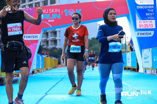 Race photo from Nu Skin Run 10K