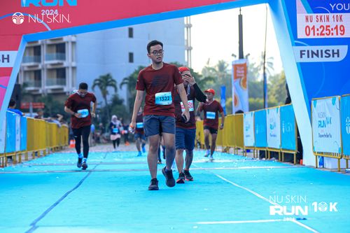 Race photo from Nu Skin Run 10K