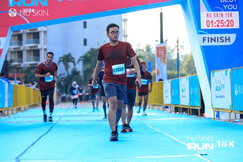 Race photo from Nu Skin Run 10K