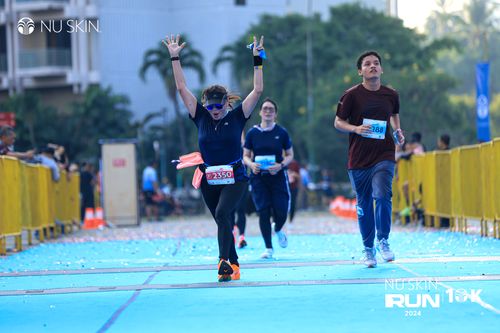 Race photo from Nu Skin Run 10K