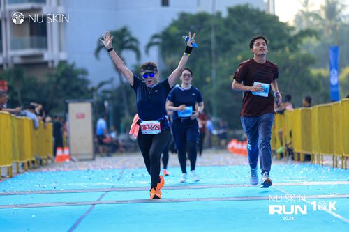 Race photo from Nu Skin Run 10K