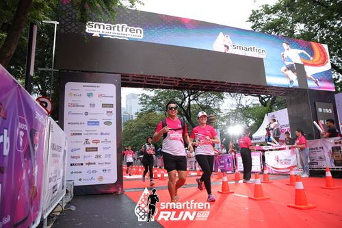 Race photo from Smartfren Run 2024