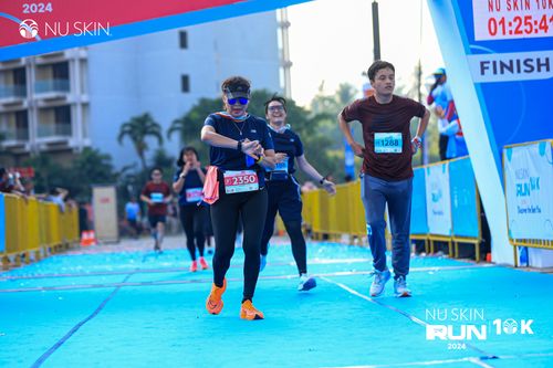 Race photo from Nu Skin Run 10K