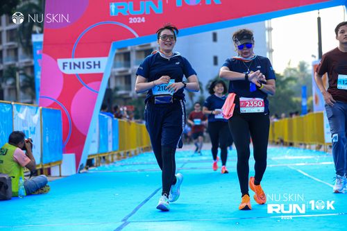 Race photo from Nu Skin Run 10K