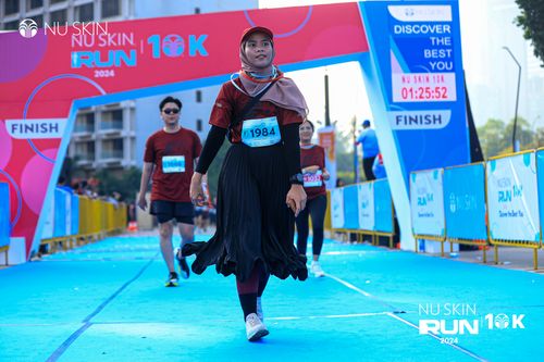 Race photo from Nu Skin Run 10K