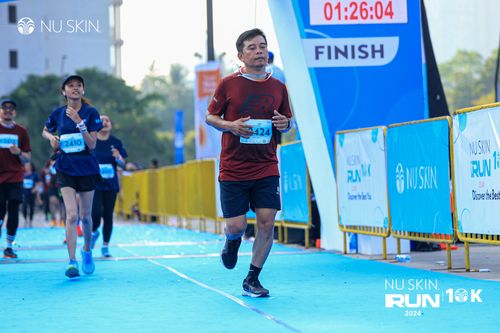 Race photo from Nu Skin Run 10K