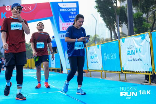Race photo from Nu Skin Run 10K