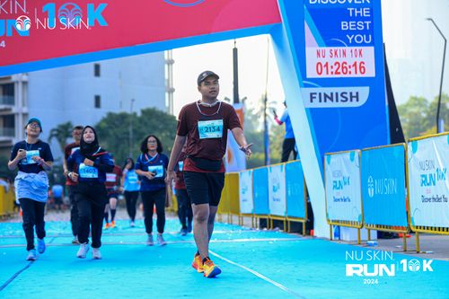Race photo from Nu Skin Run 10K