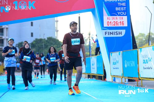 Race photo from Nu Skin Run 10K