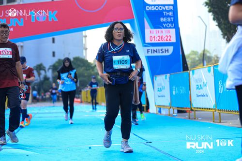 Race photo from Nu Skin Run 10K