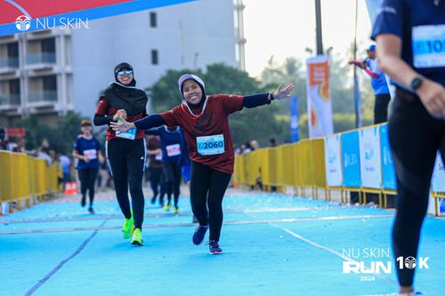 Race photo from Nu Skin Run 10K