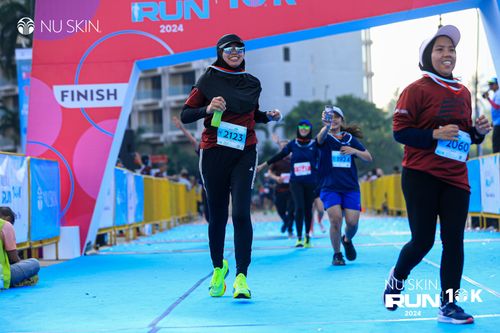 Race photo from Nu Skin Run 10K